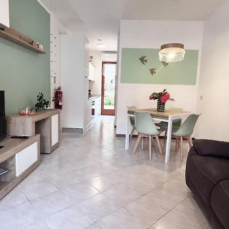 Theo Beths House Apartmán *
